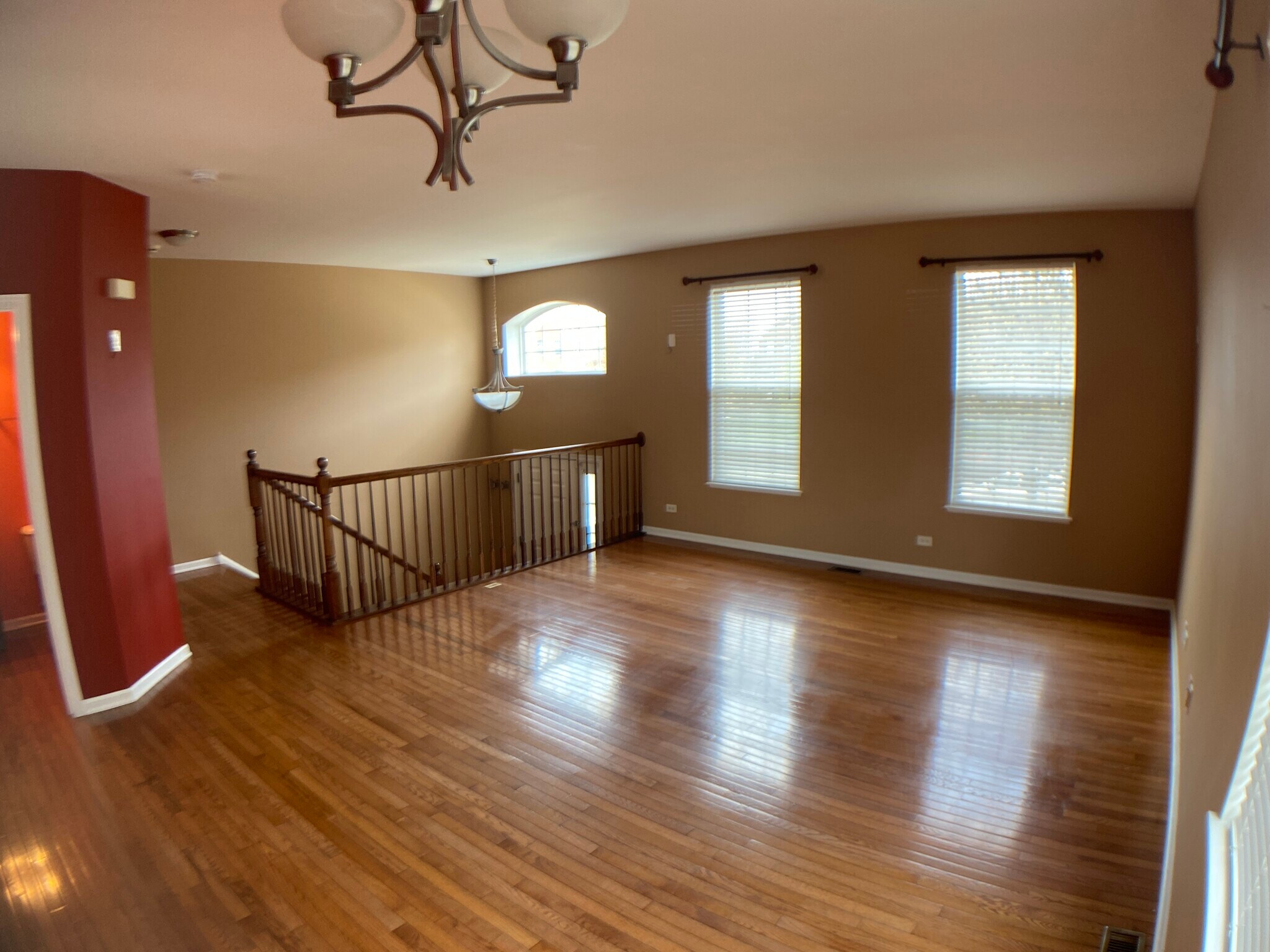 Living Roiom - 4173 Milford Ln