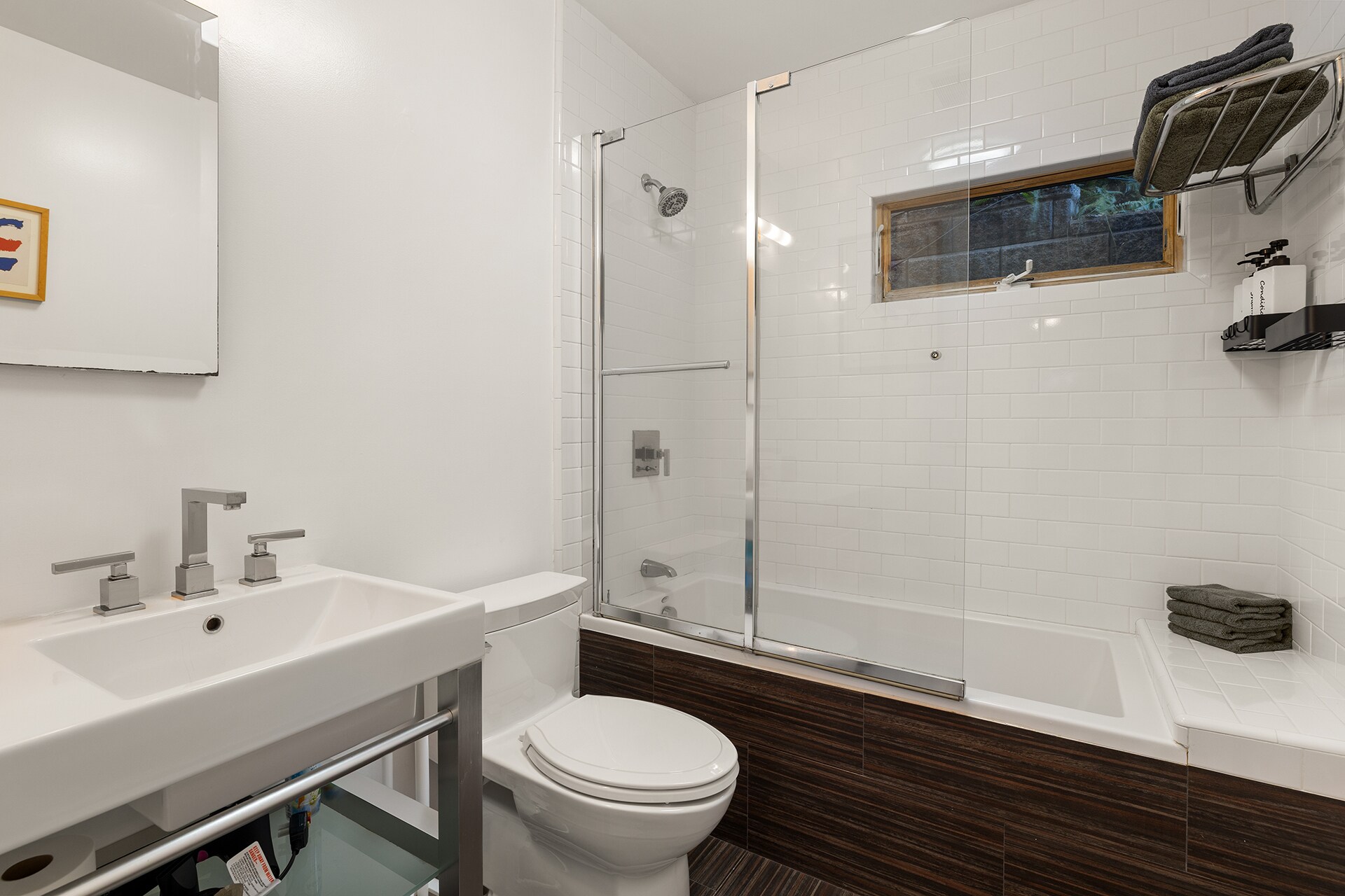 Building Photo - 21487 Encina Rd