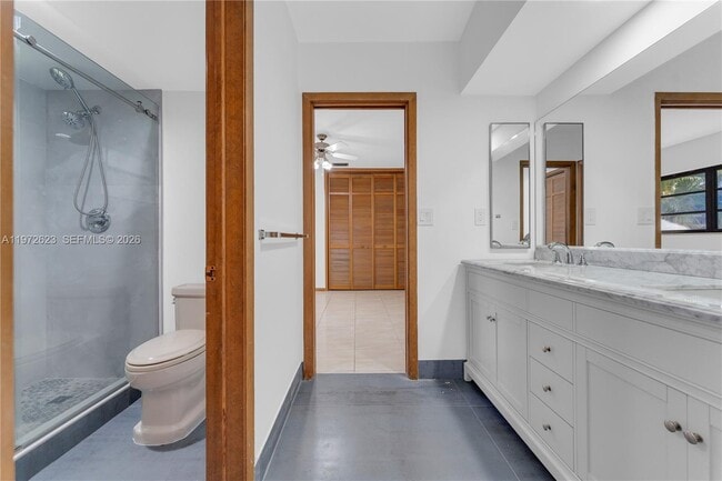 Building Photo - 15305 SW 74th Ct