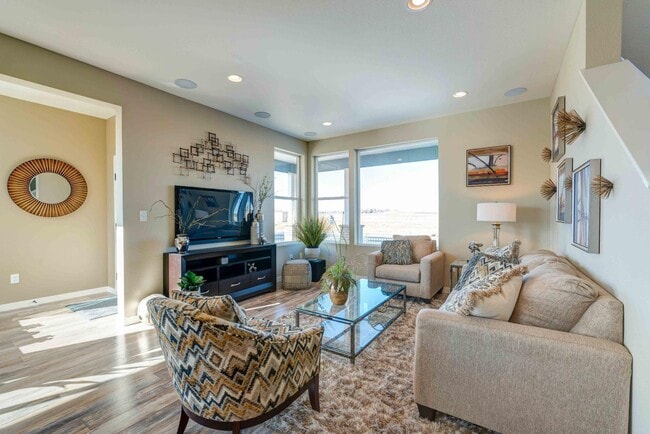 Building Photo - 2945 Sykes Dr