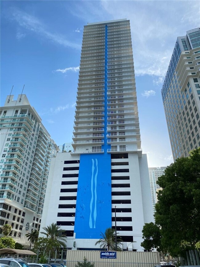Primary Photo - 1200 Brickell Bay Dr