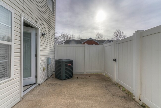 Building Photo - 151 Casbah Run