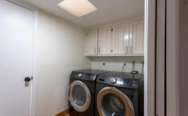 Building Photo - 5240 E Cholla St