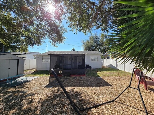 Building Photo - 6343 5th Ave S