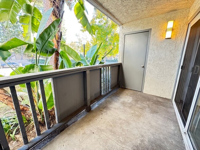 Building Photo - Beautiful 2Bd/2Ba Condo w/2 Reserved Parking Spaces, Extra Storage and Patio in Fullerton!
