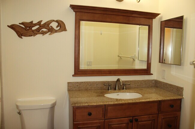 Building Photo - 38 Bethesda Park Cir