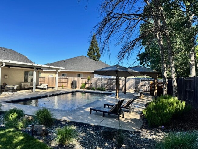Building Photo - Beautiful Custom East Redding Home with a ...