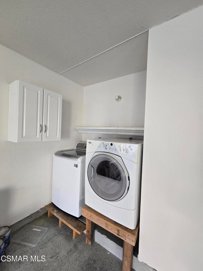 Building Photo - 491 Novara Way