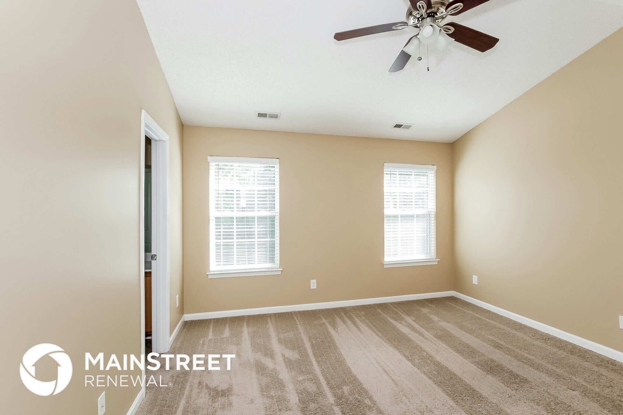 Building Photo - 9818 Aviary Hill Way