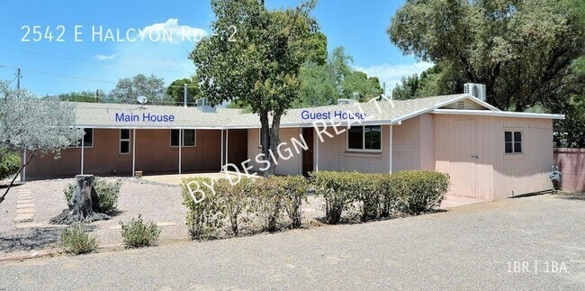 Building Photo - Hedrick Acreage 1 Bed 1 Bath Guest House - Recent Remodel