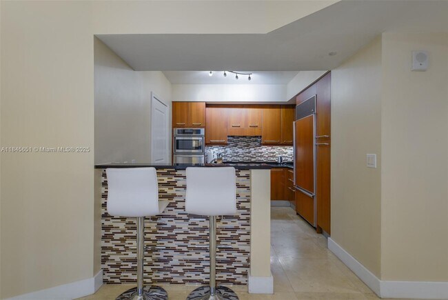 Building Photo - 3101 S Ocean Dr