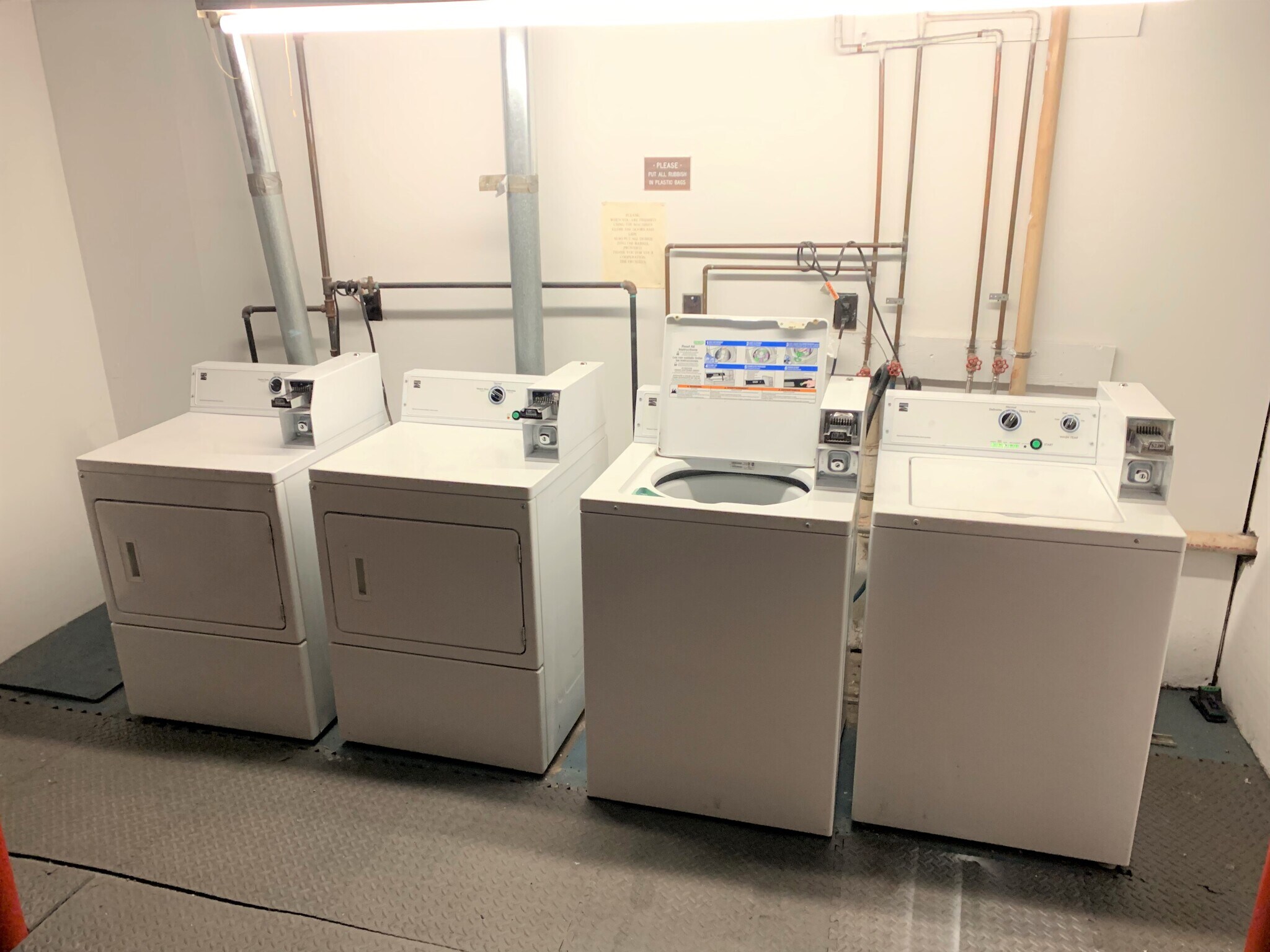 Building Photo - 50 Chester St