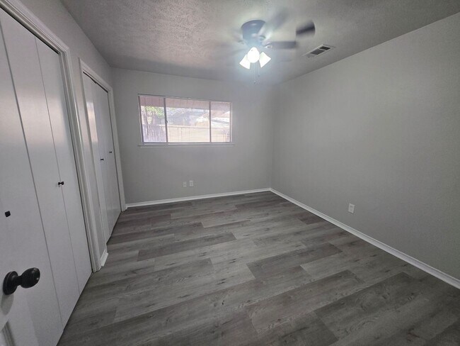 Building Photo - 13439 Blossomheath Ln