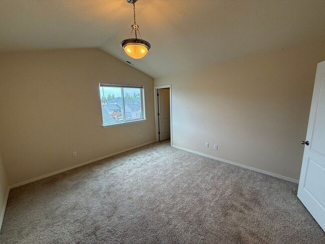 Building Photo - 4437 Creel Ave