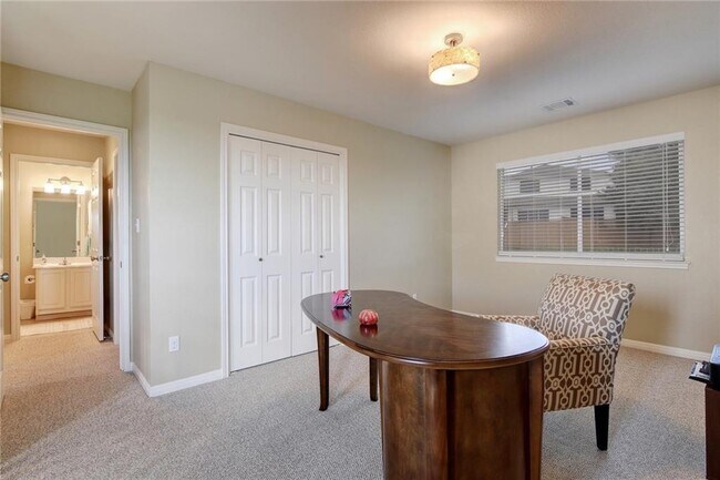 Building Photo - 7500 Shadowridge Run