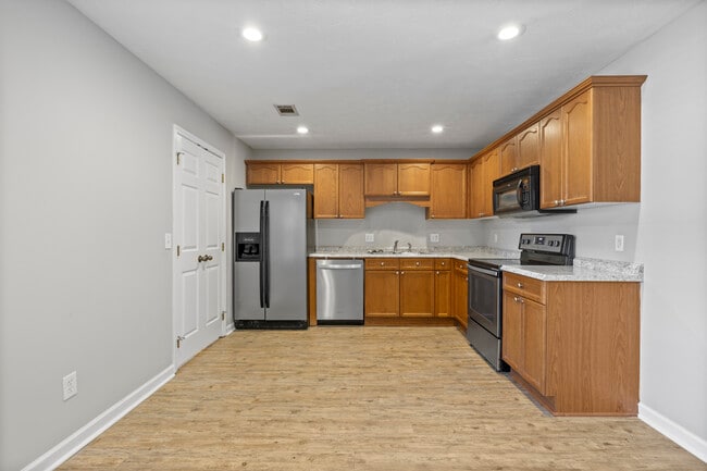 Building Photo - 968 Slate Ct