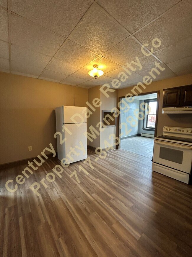 Building Photo - 815 Locust St