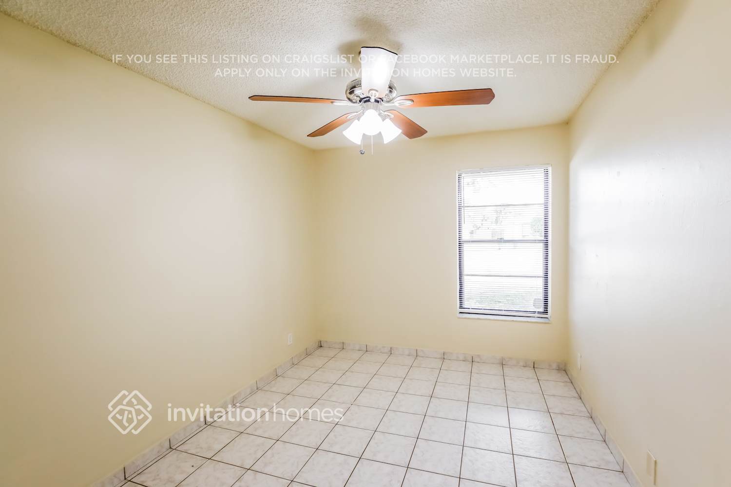 Building Photo - 4900 NW 92nd Ave