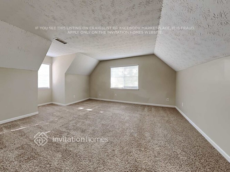 Building Photo - 650 Cranberry Ct