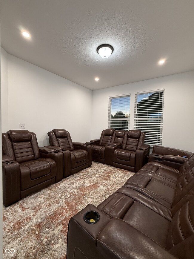 Building Photo - 6241 Buck Blvd