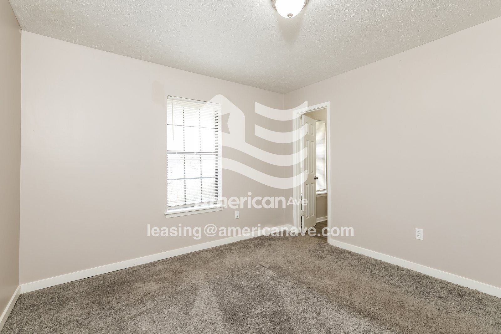 Building Photo - 1472 Bass Ave