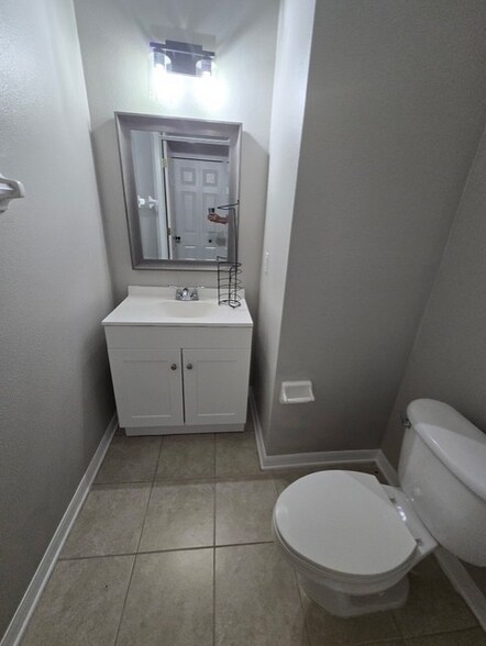 Building Photo - 9221 Stone River Pl