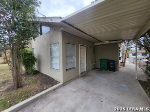 Building Photo - 235 Basswood Dr