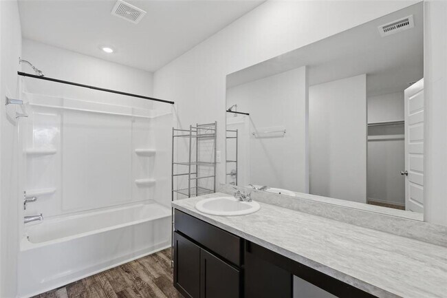 Building Photo - 11832 NW 94th St