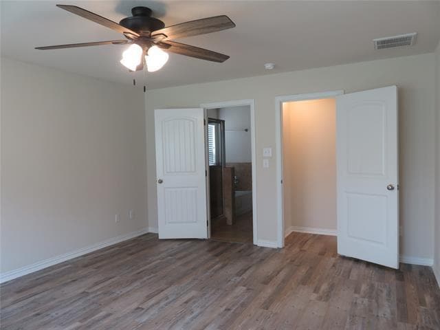 Building Photo - 1321 Crestview Dr