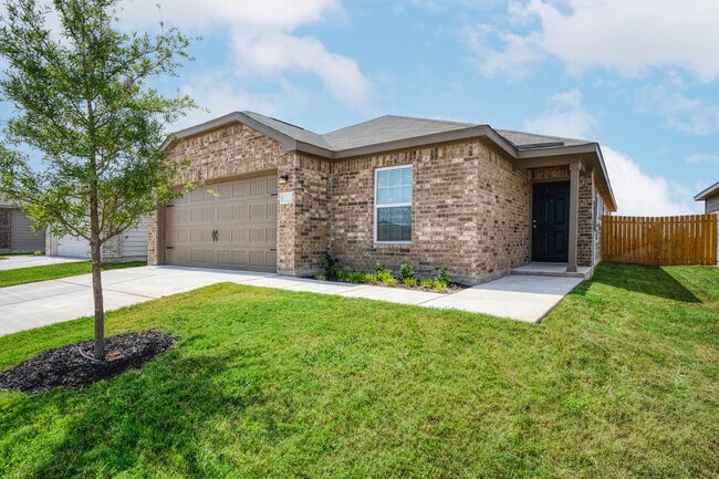 Building Photo - 15223 Telfaire Mdws