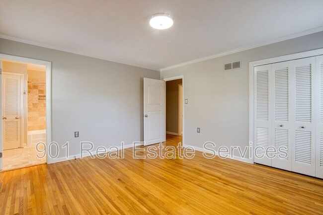 Building Photo - 5350 Edenshire Cove