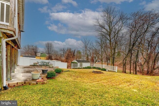 Building Photo - 8908 Goldentree Ln