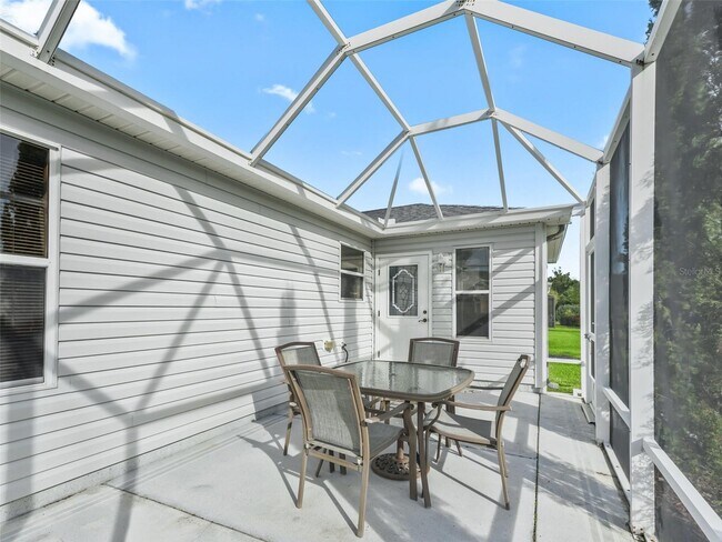 Building Photo - 1095 Blythe Way