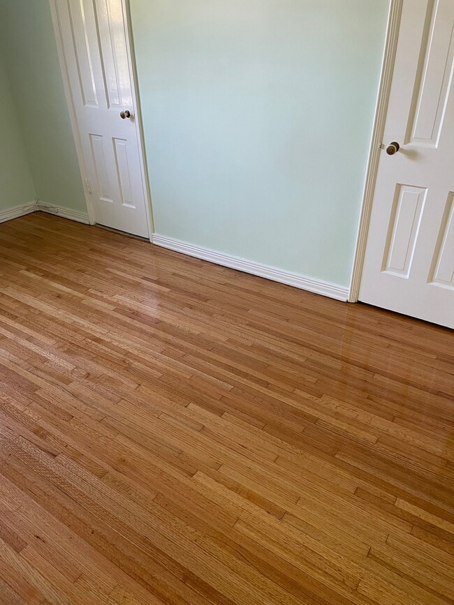 Building Photo - 9932 Durant Dr