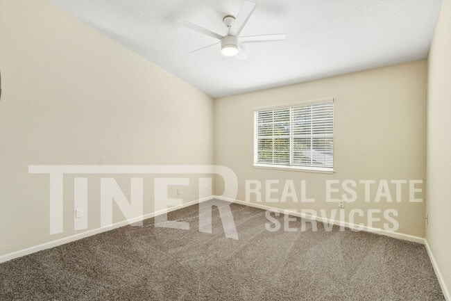 Building Photo - 11150 Trinity River Dr