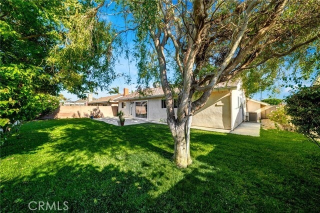 Building Photo - 5851 Pinon Dr