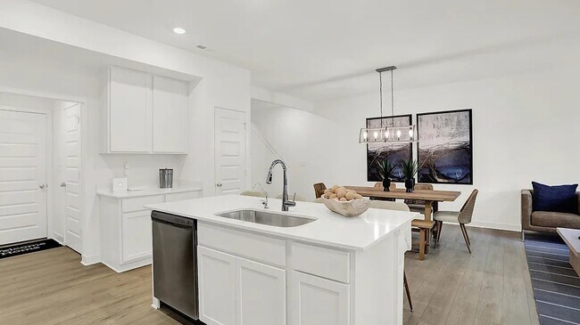 Building Photo - 7603 Marin Pkwy