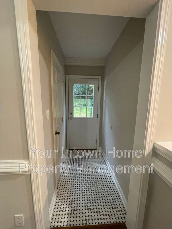 Building Photo - 1322 George W Brumley Way SE