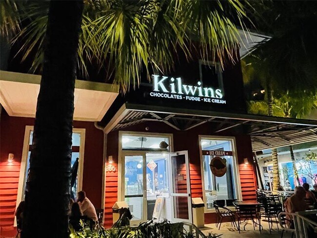 Building Photo - 400 N Riverside Dr