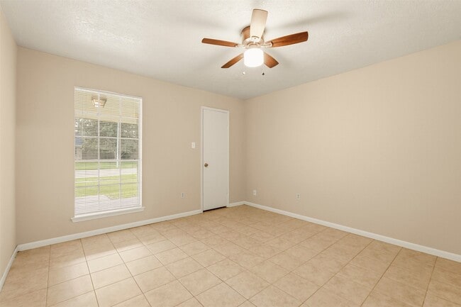 Building Photo - 823 Red Rock Canyon Dr