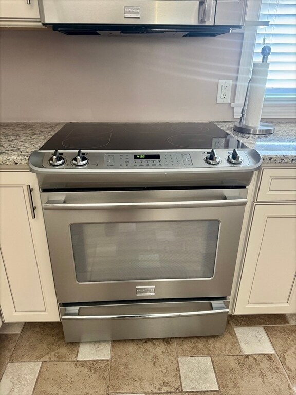 Building Photo - 789 Mt Pleasant St