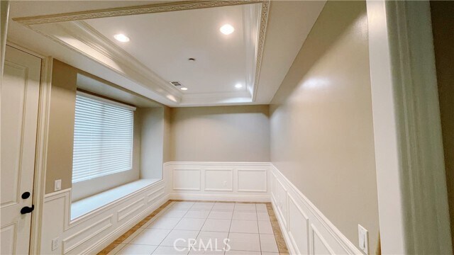 Building Photo - 5921 Alessandro Ave