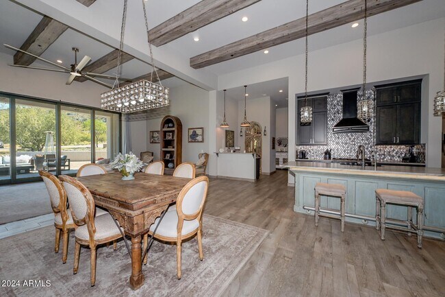 Building Photo - 5861 E Cloud Rd