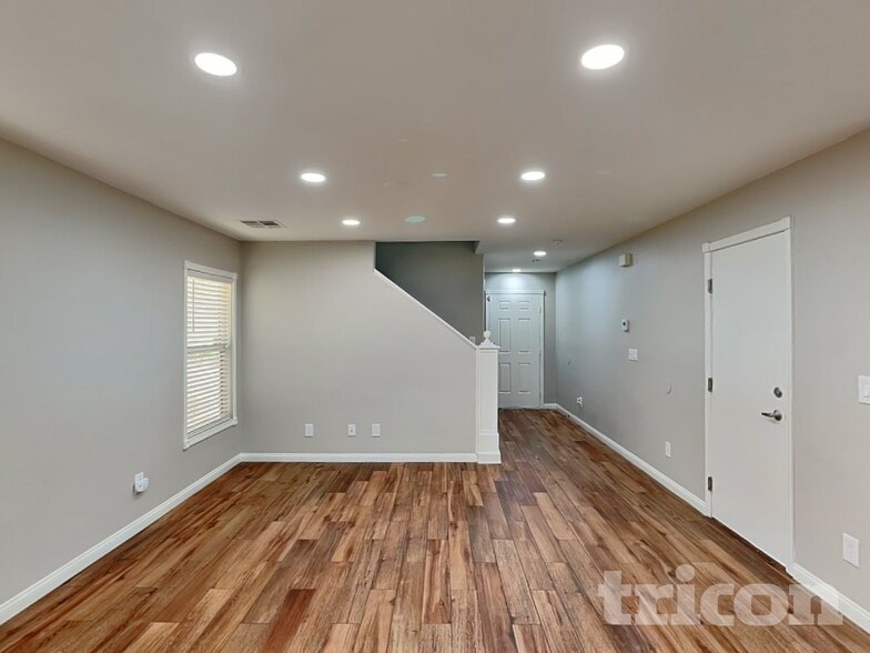 Building Photo - 102 Health Aster Ct