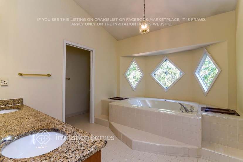 Building Photo - 3610 Jasmine Cove Ln