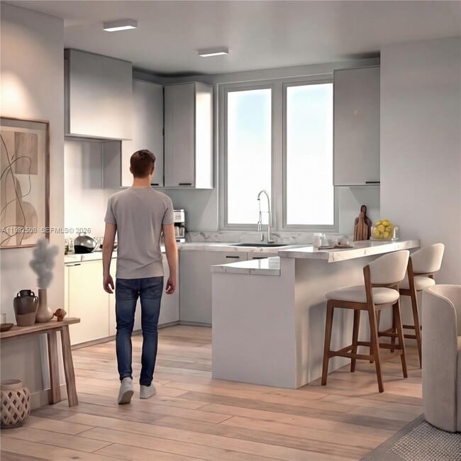 Building Photo - 824 SE 12th Ct