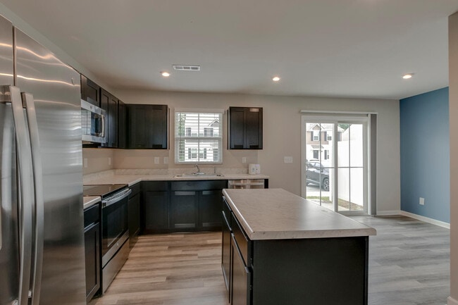 Building Photo - 2935 Winterberry Dr