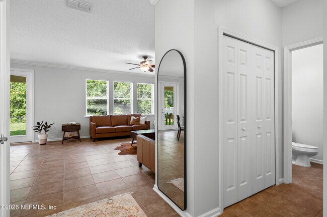 Building Photo - 225 S Torwood Dr