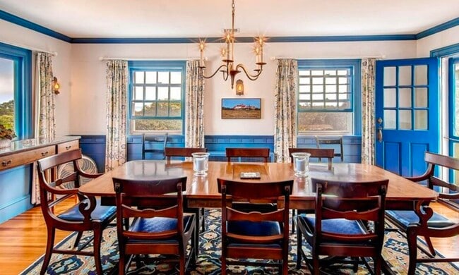 Building Photo - 5 US-1