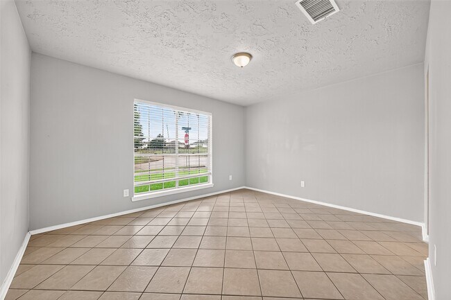 Building Photo - 9903 Towne Tower Ln
